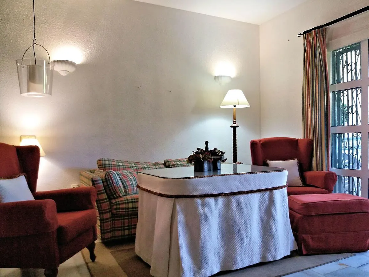 Cozy Holiday Home In Mijas With Swimming Pool